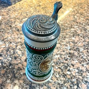Vintage beer stein mug. Ceramic & metal